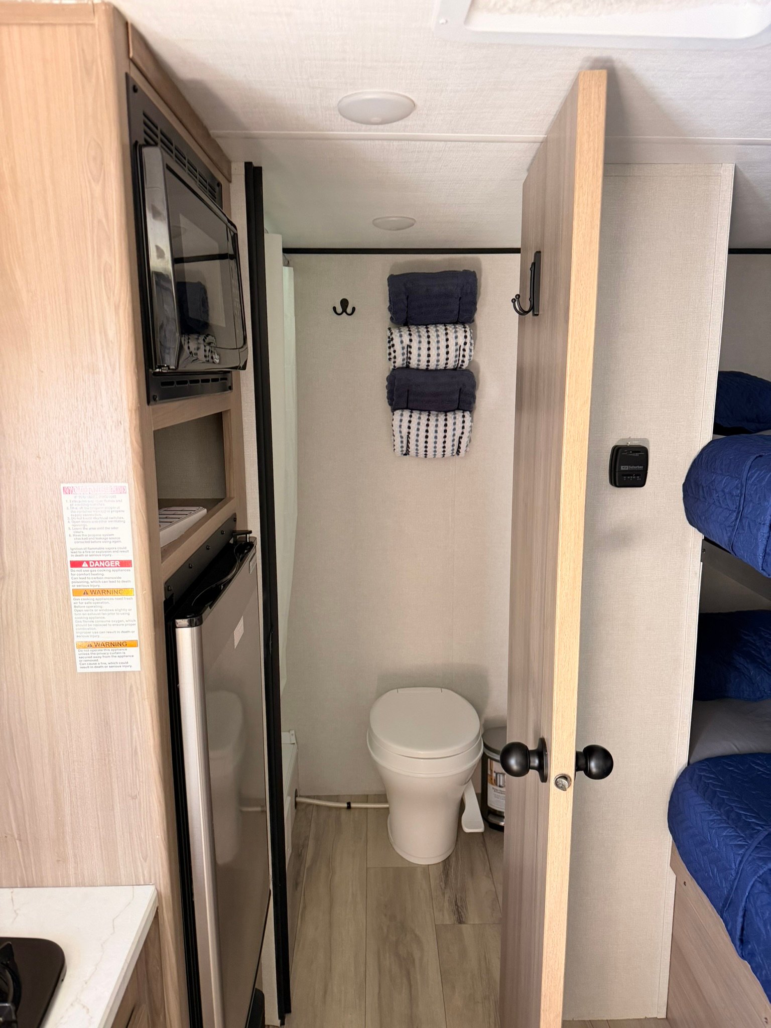 Private Bathroom & Toilet