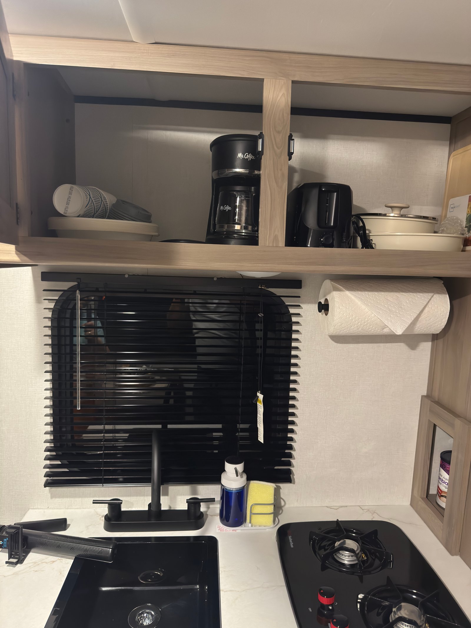 Fully Equipped Kitchenette